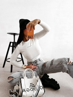 BLUZKA DAMSKA DOPASOWANA MIRIAM ECRU OLA VOGA